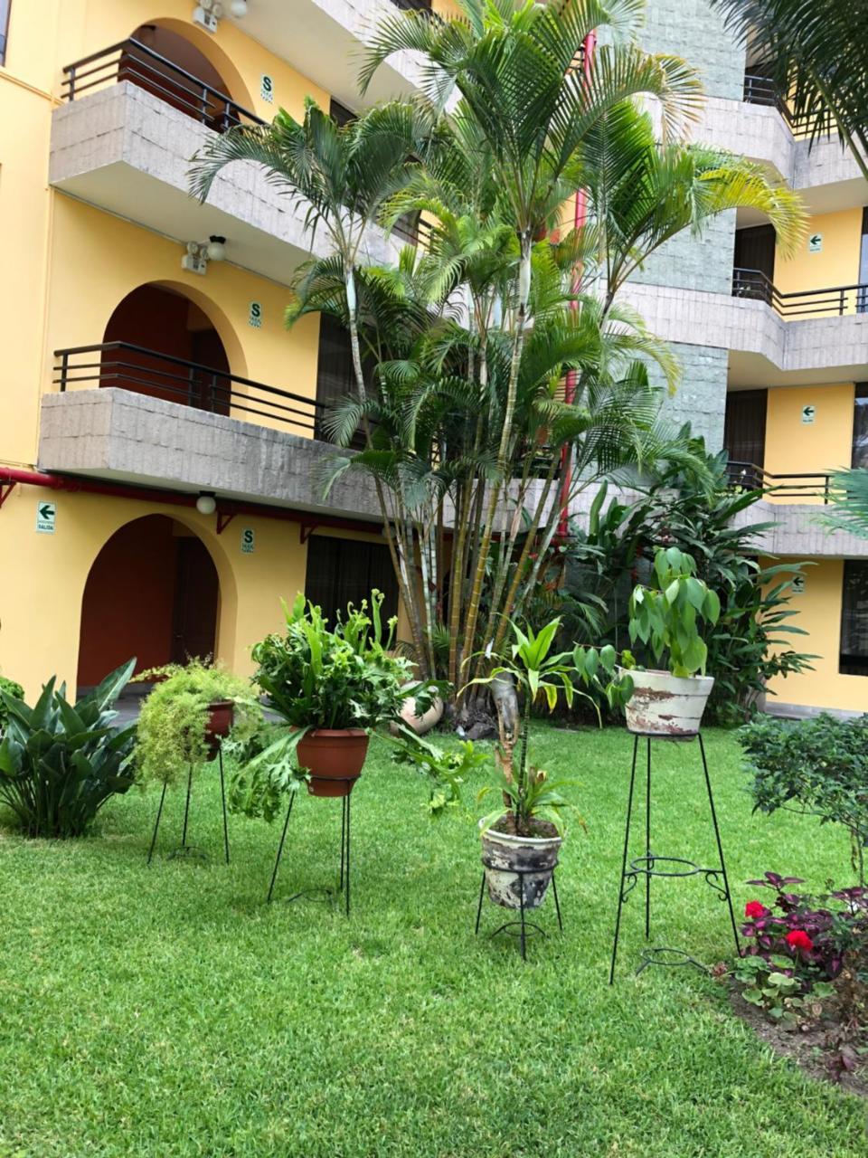 Grand Hotel Betsy Lima Buitenkant foto